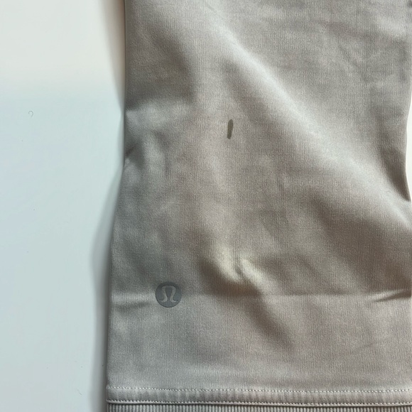 Lululemon Wunder Gray Leggings. - Picture 4 of 5